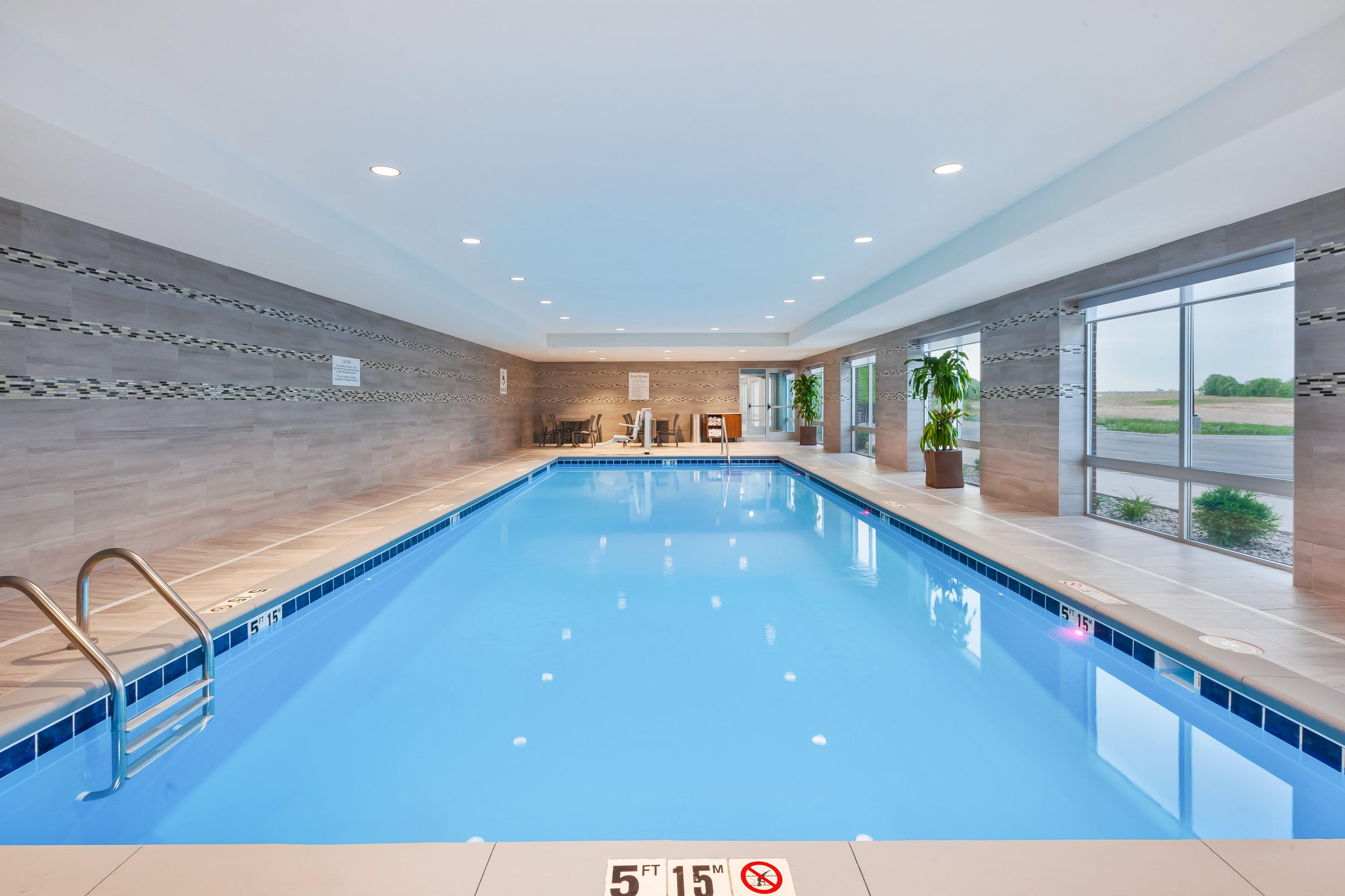 Holiday Inn Express & Suites - Grand Rapids Airport - South By Ihg Eksteriør billede