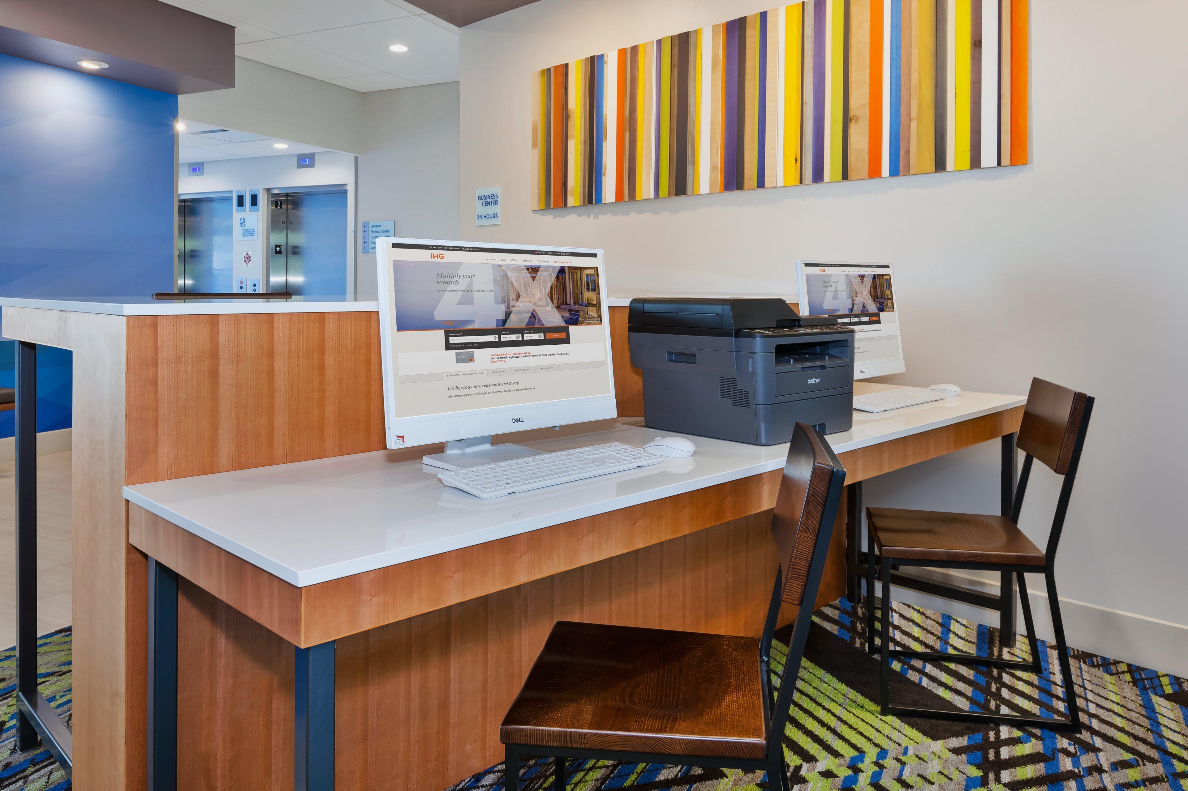 Holiday Inn Express & Suites - Grand Rapids Airport - South By Ihg Cascade Eksteriør billede