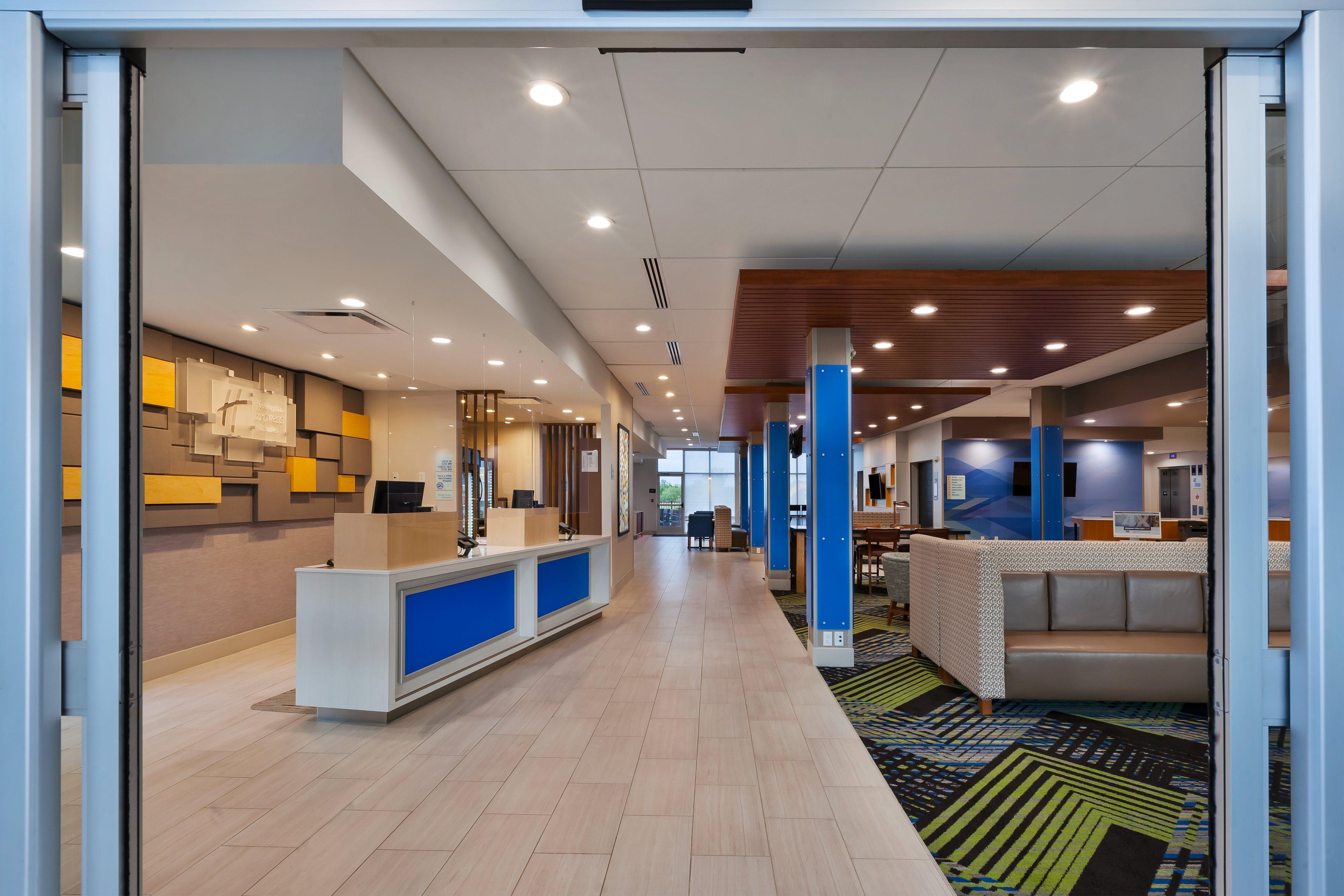 Holiday Inn Express & Suites - Grand Rapids Airport - South By Ihg Eksteriør billede