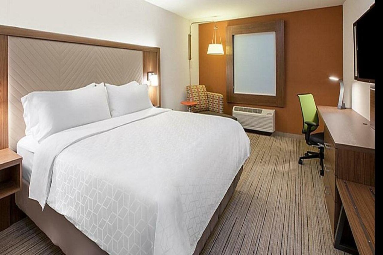 Holiday Inn Express & Suites - Grand Rapids Airport - South By Ihg Eksteriør billede