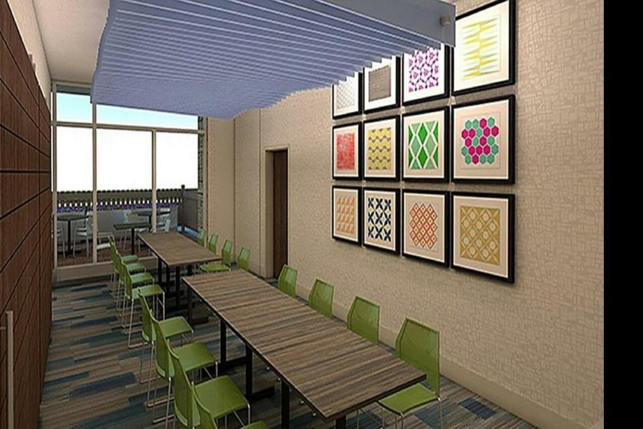 Holiday Inn Express & Suites - Grand Rapids Airport - South By Ihg Eksteriør billede